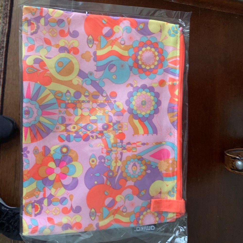 cosmetics bag